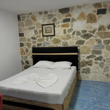 Stone House Vlorë